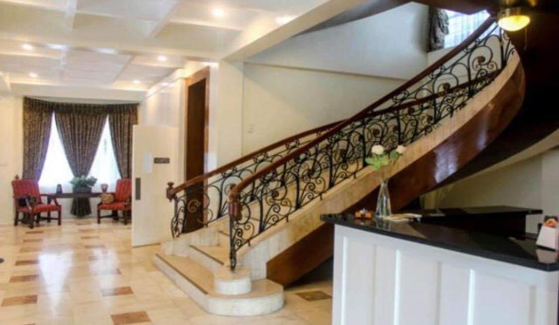 Citi Garden Suites Нага Экстерьер фото